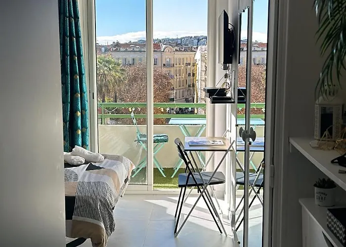 Centre Sur Avenue Jean Medecin A 8 Minutes De Marche * Nice