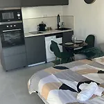 Centre Sur Avenue Jean Medecin A 8 Minutes De Marche Διαμέρισμα